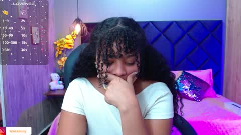 Aisha Violet online show from December 17, 5:07 am