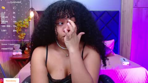 Aisha Violet online show from December 19, 9:07 am