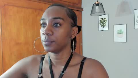 Snapshot of aisha_w10 chatting on January 12, 3:14 pm Aisha online show from January 12, 3:14 pm