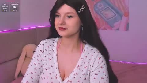 Snapshot of aishaaysitt chatting on November 3, 9:10 am Aisha online show from November 3, 9:10 am