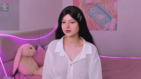 Snapshot of aishaaysitt chatting on November 23, 3:17 am Aisha online show from November 23, 3:17 am