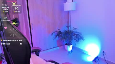 Snapshot of aisharose_ chatting on February 7, 3:34 am Aisha online show from February 7, 3:34 am