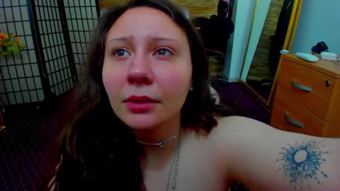 Aisha online show from February 6, 5:23 am