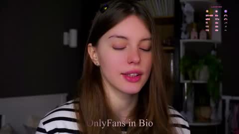 Aliza online show from December 14, 1:11 am