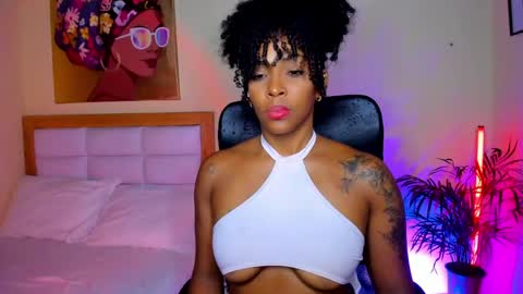 Aitana Brown online show from April 17, 12:02 am