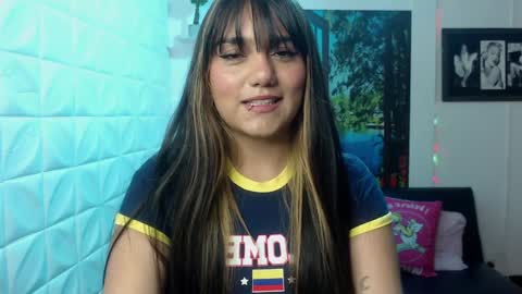 Snapshot of aitana_gomezz chatting on January 7, 8:52 pm Aitana online show from January 7, 8:52 pm