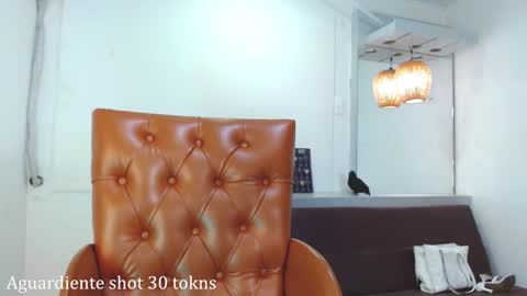 Ahitana Russ online show from January 17, 8:33 pm