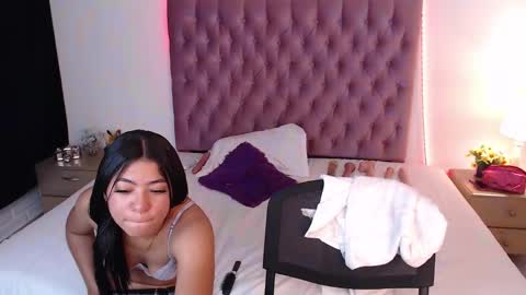 AIXA  online show from January 16, 10:44 pm