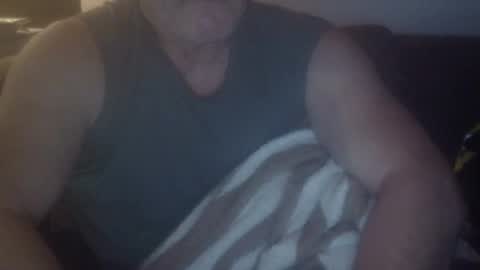 ajames6961 online show from May 9, 2:00 pm