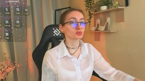 akaheby online show from April 5, 11:40 am