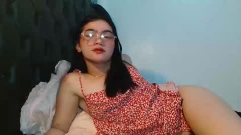 Snapshot of akamamiki25 chatting on June 4, 8:26 pm akamamiki25 online show from June 4, 8:26 pm