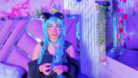 akane hikari  online show from April 25, 5:32 am