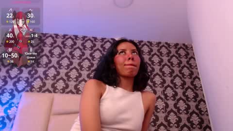 A K A N E  U W U online show from December 18, 6:57 pm