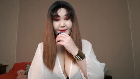 Snapshot of akanire chatting on November 30, 4:38 am Shelly online show from November 30, 4:38 am