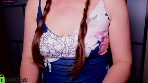 Akasha online show from April 19, 5:45 pm