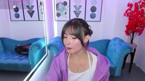 Snapshot of akaza_hakuji_ chatting on October 10, 1:10 pm Azaka  online show from October 10, 1:10 pm