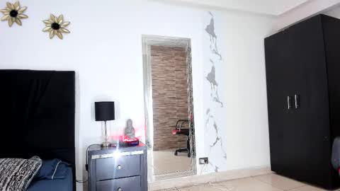 Akemi online show from February 23, 4:50 am