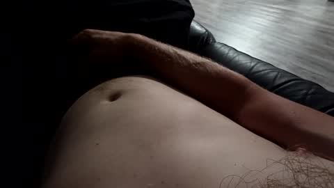 akfx222 online show from March 22, 7:01 am