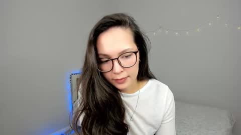 Kim online show from February 7, 7:06 pm