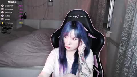 Snapshot of akirahartyx chatting on March 23, 5:06 pm akirahartyx online show from March 23, 5:06 pm