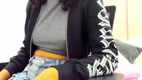 Snapshot of akirahayami chatting on July 3, 12:00 pm AkiraHayami online show from July 3, 12:00 pm