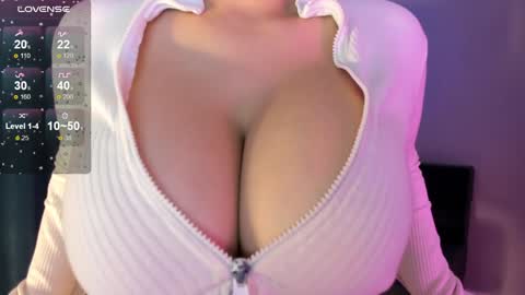 Akura is here 3 online show from October 12, 8:13 am