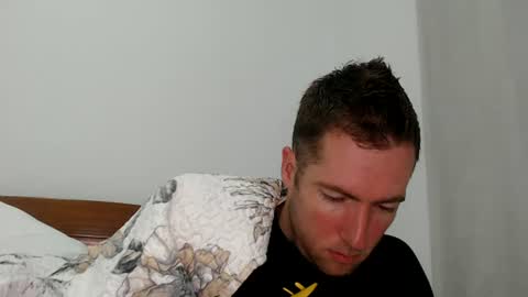 Snapshot of al3xzanderth3gr3at chatting on August 7, 8:38 am Alex online show from August 7, 8:38 am
