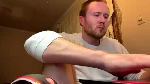 Al online show from October 10, 9:47 pm