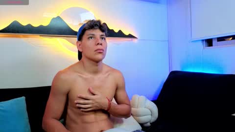 Al Fox  Miko Fortuni  online show from January 9, 2:14 am