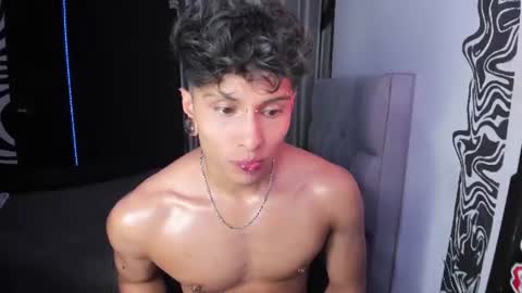 Snapshot of ala_ha_ chatting on June 25, 3:39 am Ander uwu online show from June 25, 3:39 am