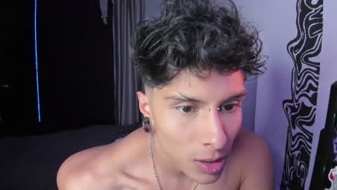 Snapshot of ala_ha_ chatting on July 3, 2:40 am Ander uwu online show from July 3, 2:40 am