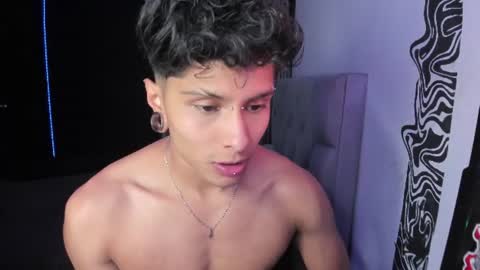 Snapshot of ala_ha_ chatting on July 8, 4:06 am Ander uwu online show from July 8, 4:06 am