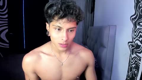 Snapshot of ala_ha_ chatting on July 21, 3:53 am Ander uwu online show from July 21, 3:53 am