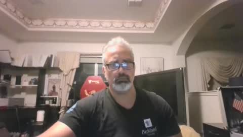 Snapshot of aladdin31673 chatting on December 4, 1:15 am aladdin31673 online show from December 4, 1:15 am