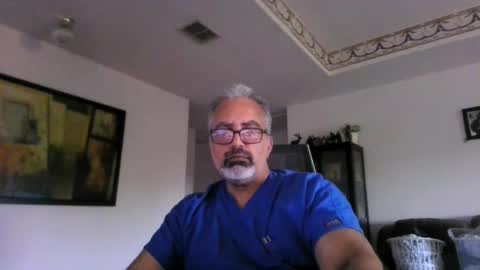 aladdin31673 online show from July 2, 12:43 am
