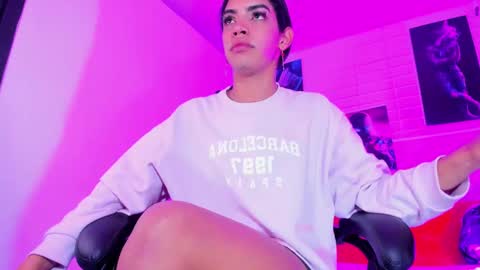 Snapshot of alahia__rodriguez chatting on January 5, 12:31 pm Alahia Rodriguez online show from January 5, 12:31 pm