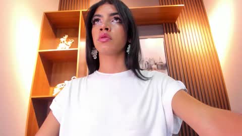 Alahia Rodriguez online show from January 8, 1:13 pm