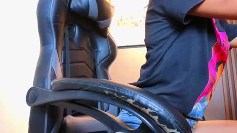 Alahia Rodriguez online show from April 20, 7:04 pm