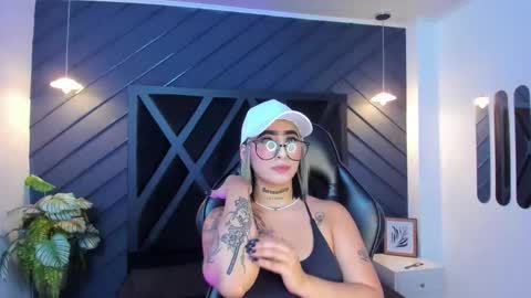 ALAHIA online show from September 16, 11:33 am