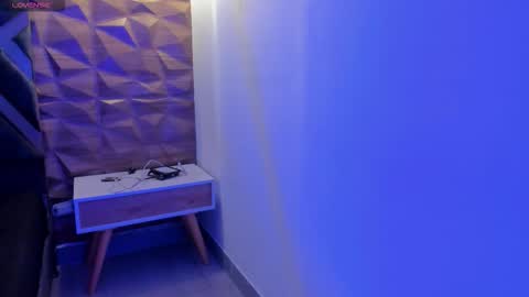 ALAHIA online show from October 15, 11:10 am