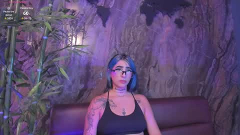 ALAHIA online show from January 11, 5:07 pm