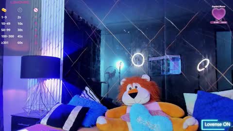 Snapshot of alahia_rivera chatting on November 17, 10:37 pm alahia rivera online show from November 17, 10:37 pm