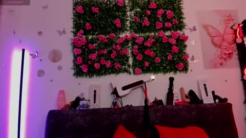 Alaia online show from September 13, 12:32 am