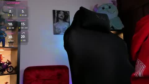 Alaia online show from July 27, 12:28 am