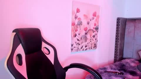 Snapshot of alaia_carter chatting on October 23, 3:06 am Alaia Carter online show from October 23, 3:06 am