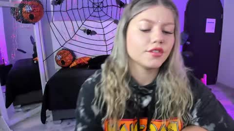 Alaia online show from October 9, 12:58 pm