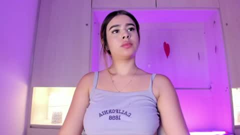 alaiaroose online show from March 13, 8:04 pm