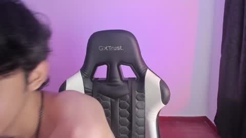 Snapshot of alan18n chatting on December 20, 10:54 pm alan18n online show from December 20, 10:54 pm