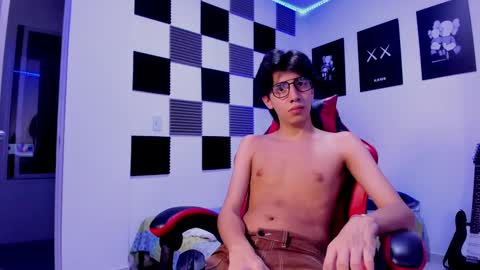 Alan Boy online show from October 9, 11:25 pm