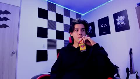 Alan Boy online show from December 17, 12:00 pm